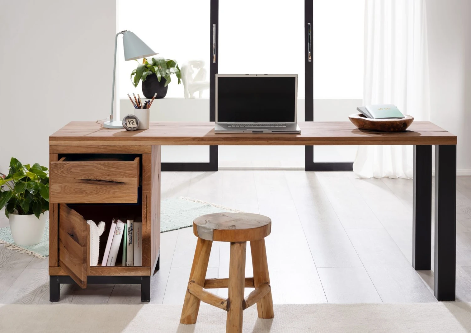 Scrivania In Legno Di Quercia Selvatica 150x55x76 Tabacco Marrone Oliato VILLANDERS #343 6 Scrivania In Legno Di Quercia Selvatica 150x55x76 Tabacco Marrone Oliato VILLANDERS #343 - immagine 4