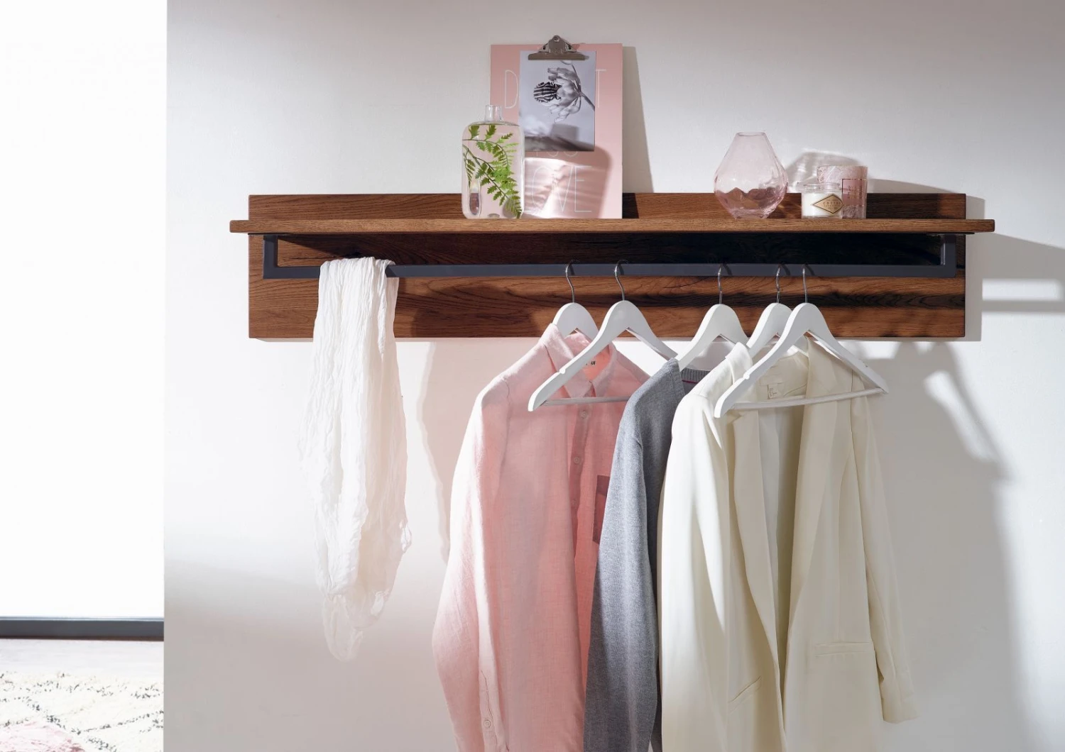 VILLANDERS #334Appendiabiti In Legno Di Quercia Selvatica - Oliato / Tabacco 120x20x25 5 VILLANDERS #334Appendiabiti In Legno Di Quercia Selvatica - Oliato / Tabacco 120x20x25 - immagine 3