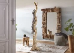 UNIKA #162 Appendiabiti In Legno Di Suar ( Acacia Tropicale ) Laccato / Natur 30x30x190