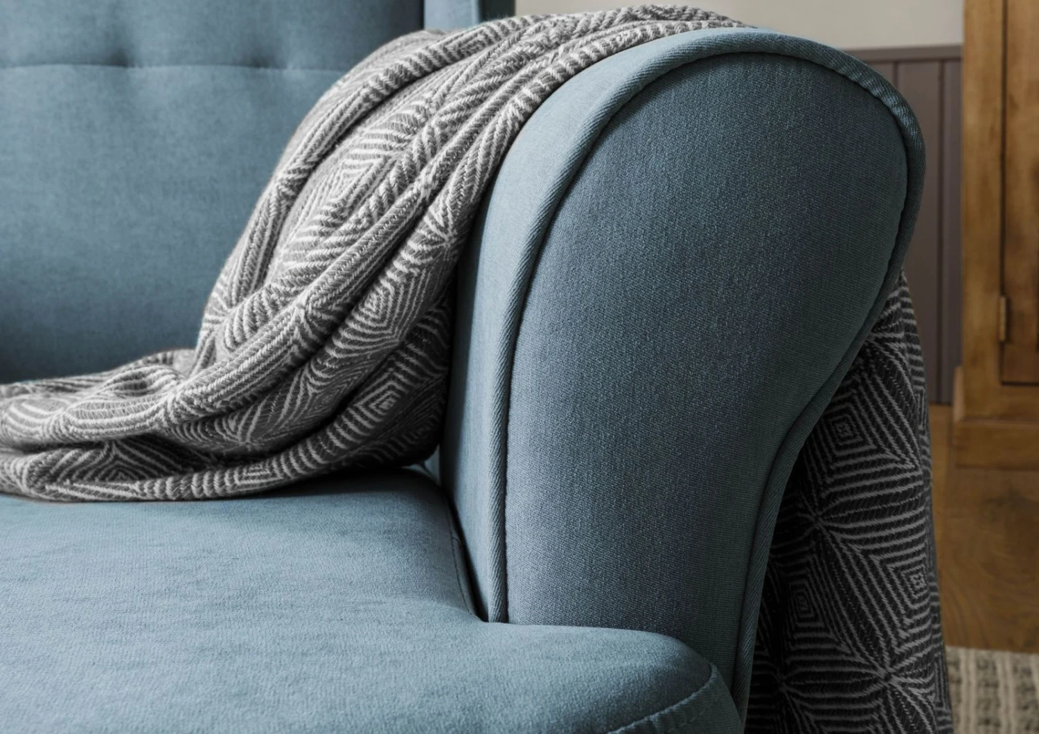 SCANDI #108 Poltrona - Stoffa / Blu 71x74x105 7 SCANDI #108 Poltrona - Stoffa / Blu 71x74x105 - immagine 5